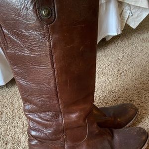 Frye Brown Boots 9.5B not wide width.